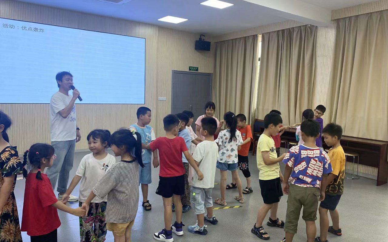 调兵山龙观乡中心学校